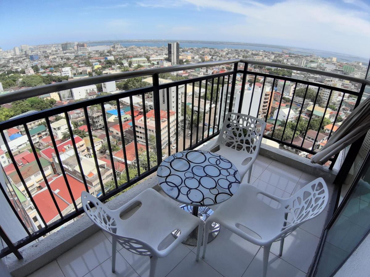 Cebu City Suites Ramos Tower By P&J Εξωτερικό φωτογραφία