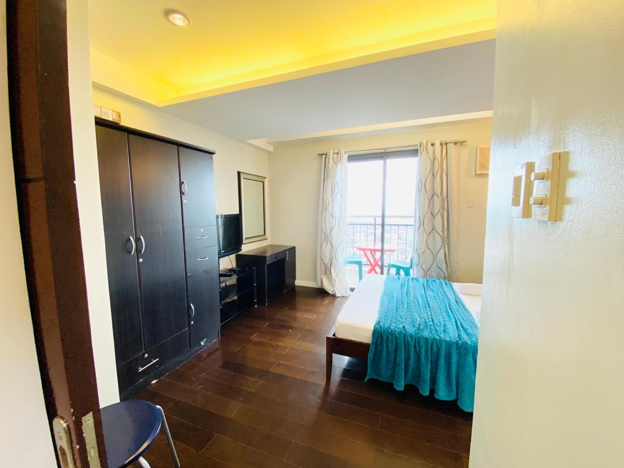 Cebu City Suites Ramos Tower By P&J Εξωτερικό φωτογραφία